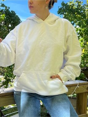 TALENTLESS Heavyweight Oversized White Hoodie